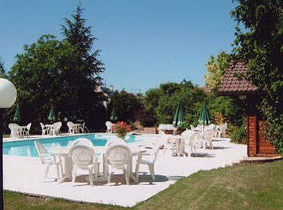Brit Hotel Dak Hotel Avallon Exteriér fotografie